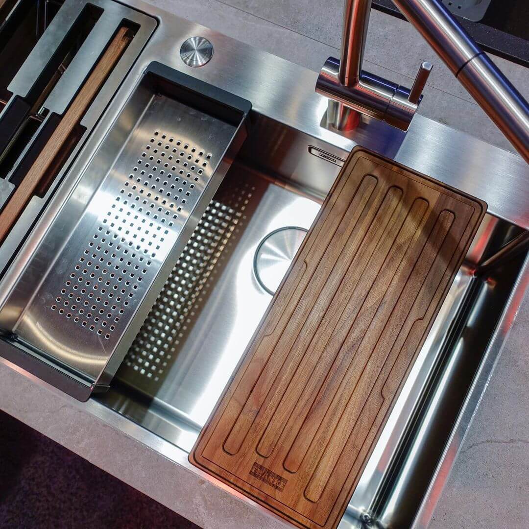 Deep Clean a Stainless Steel Sink Deep Clean a Stainless Steel Sink