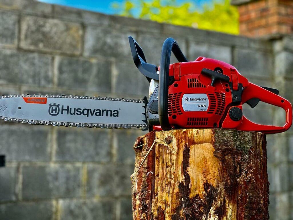 Comparing Key Features Of Echo And Husqvarna Chainsaws